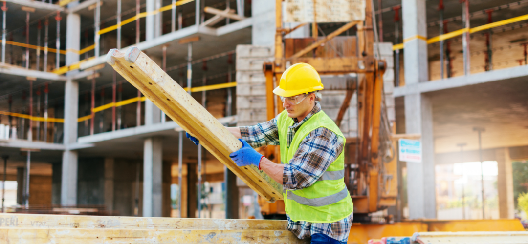 Efficient Material Handling in Construction Tips & Techniques